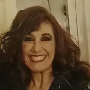 Meet your Posher, Stacey